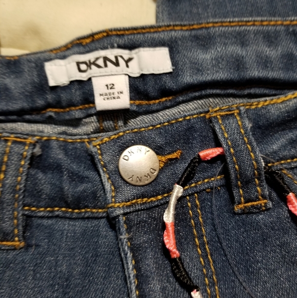 DKNY Girls Union Wash Slim Fit Jeans Sz 12 - Picture 3 of 6